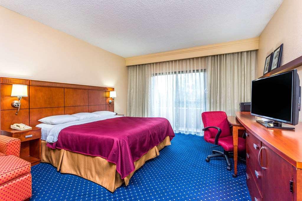 Comfort Inn Roswell-Dunwoody Екстериор снимка