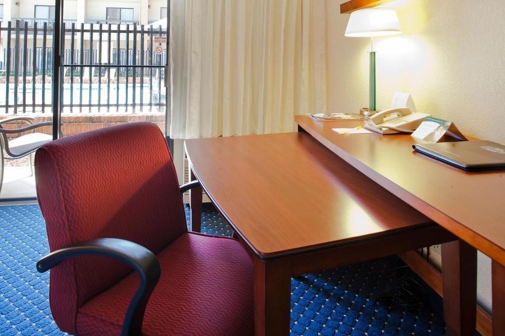 Comfort Inn Roswell-Dunwoody Стая снимка