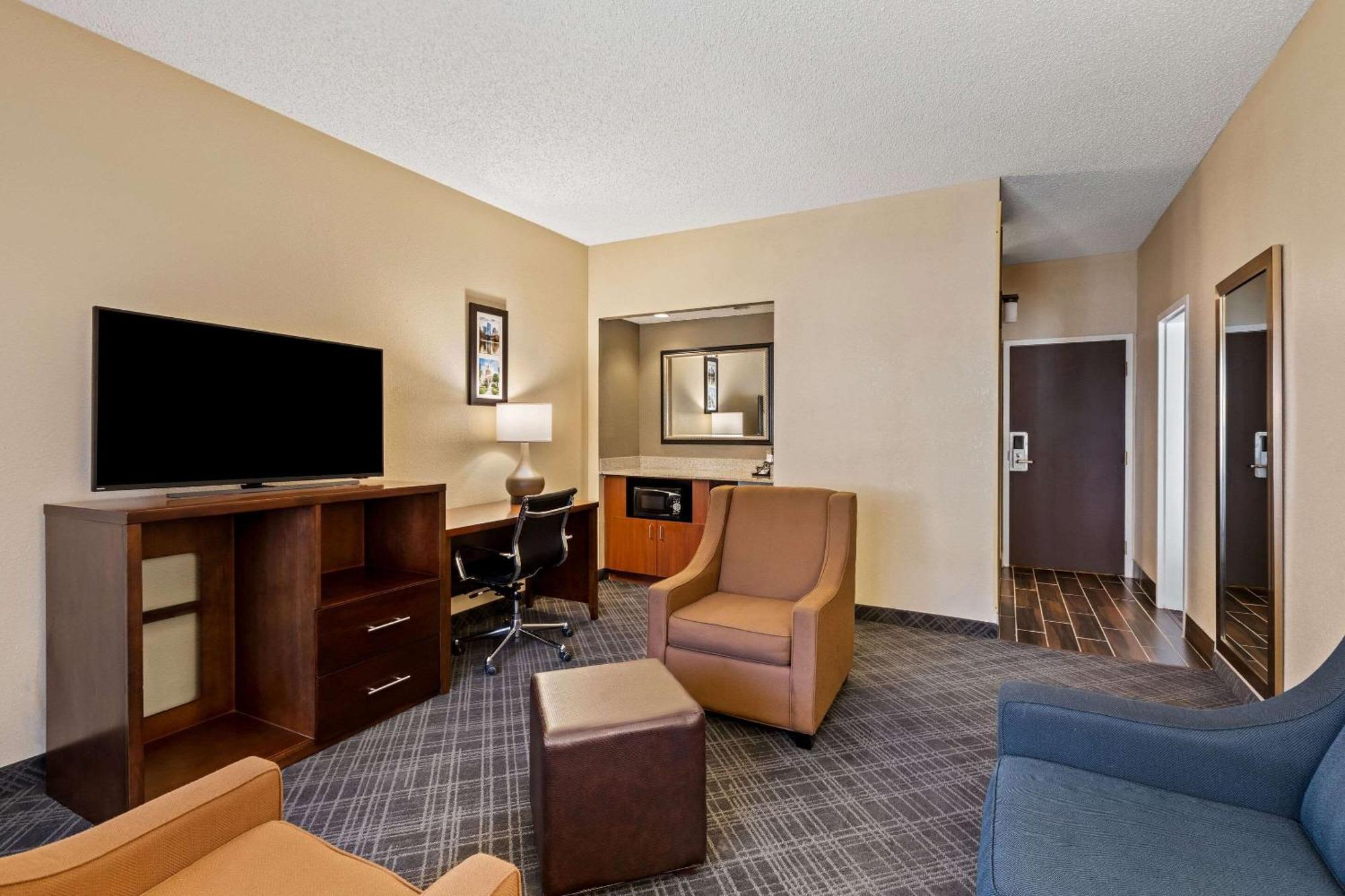 Comfort Inn Roswell-Dunwoody Екстериор снимка