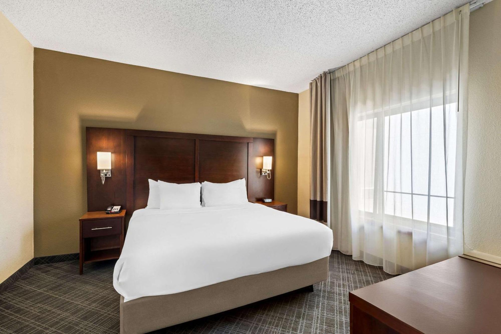 Comfort Inn Roswell-Dunwoody Екстериор снимка