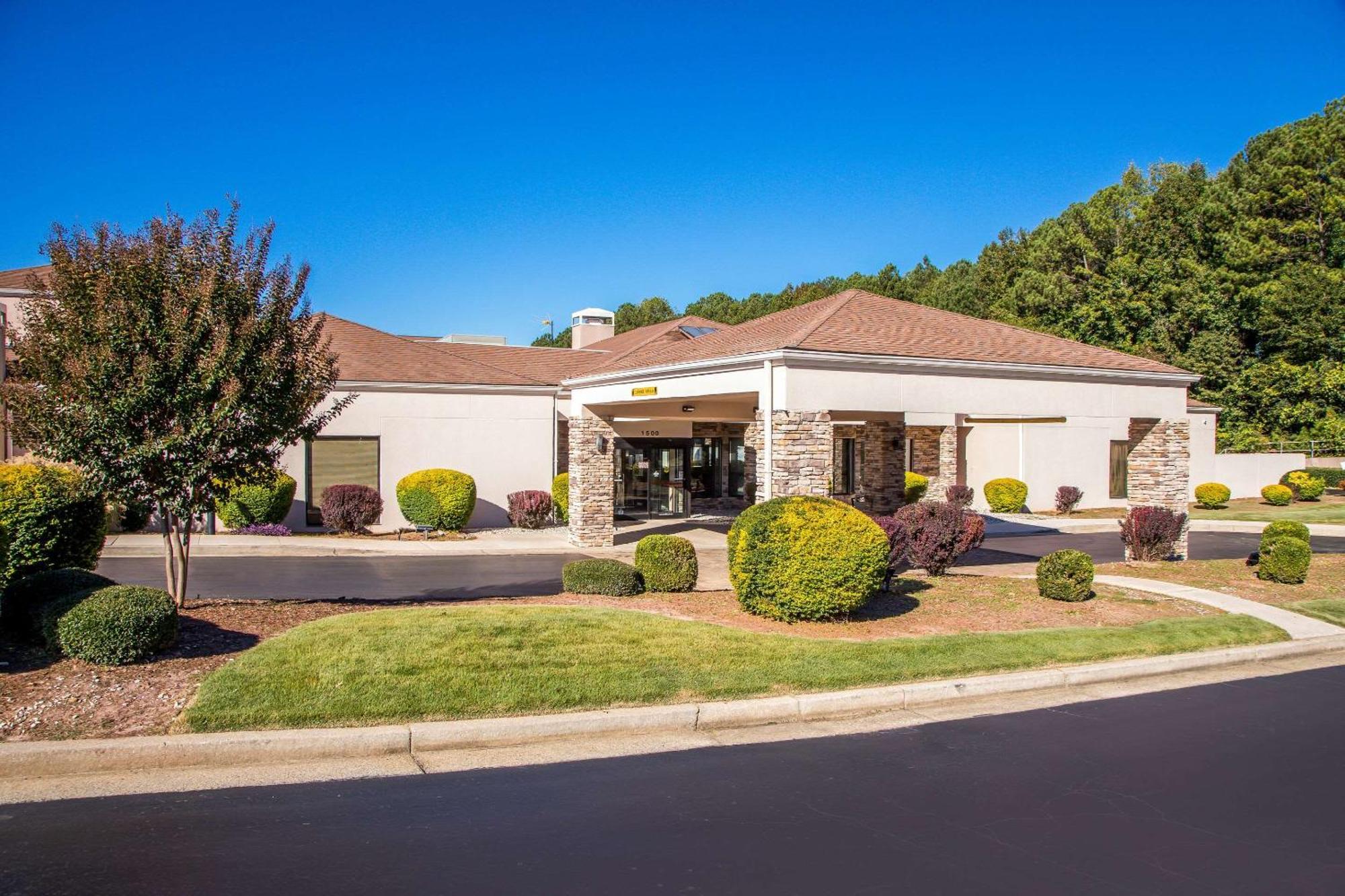 Comfort Inn Roswell-Dunwoody Екстериор снимка